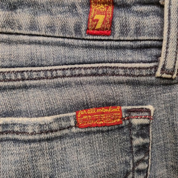 Women's Seven7 flare jeans - Picture 2 of 4